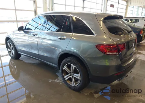 2021 Mercedes-Benz Glc 300 4Matic Suv z USA, uszkodzony, nr VIN W1N0G8EB2MV301455